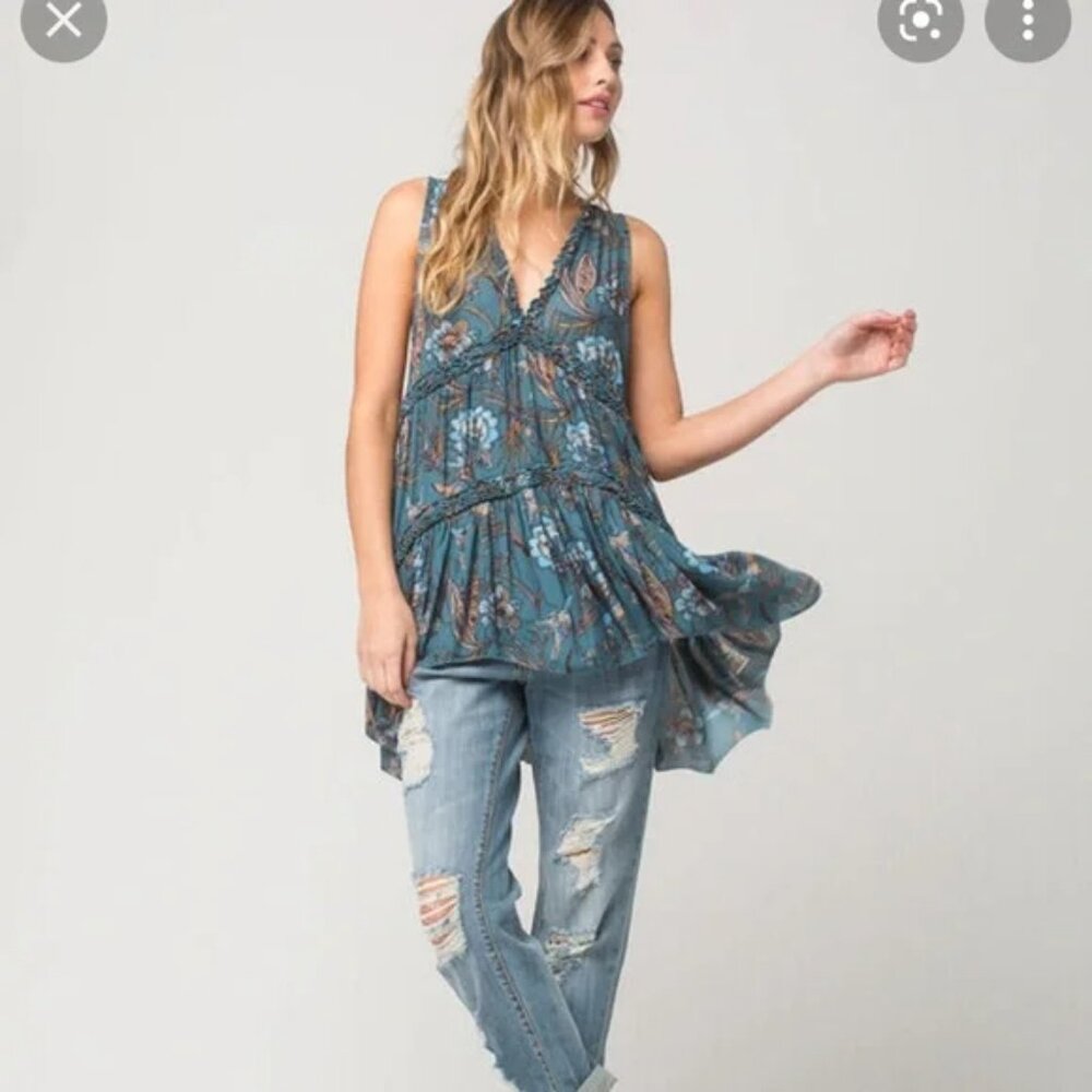 Free People Haze Tunic Top Sleeveless Bohemian Hummingbird Print Flowy Sz XS